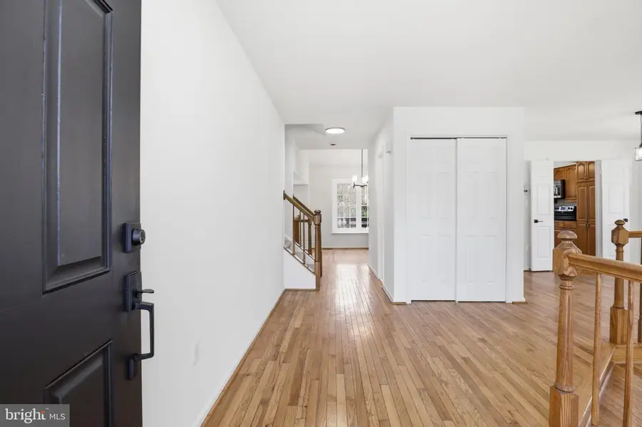 1292 Browns Mill Ct, Herndon, VA 20170 - #3