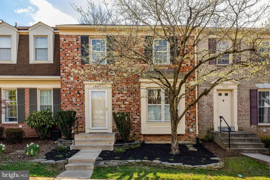 9607 Scotch Haven Dr, Vienna, VA 22181 - #2