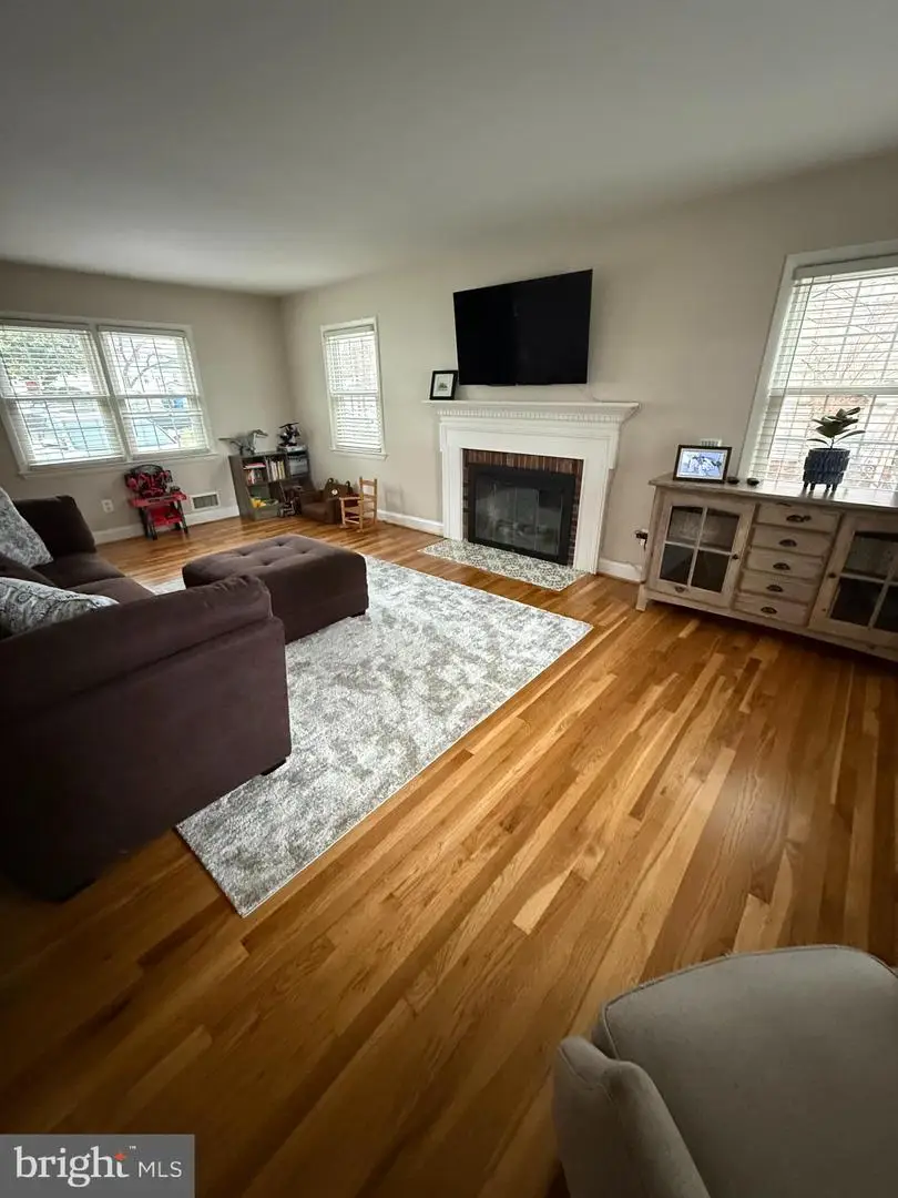 5623 Cornish Way, Alexandria, VA 22315 - #3