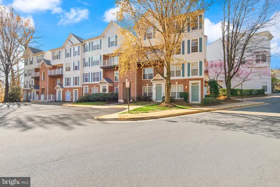 12739 Fair Crest Ct #301, Fairfax, VA 22033 - #2