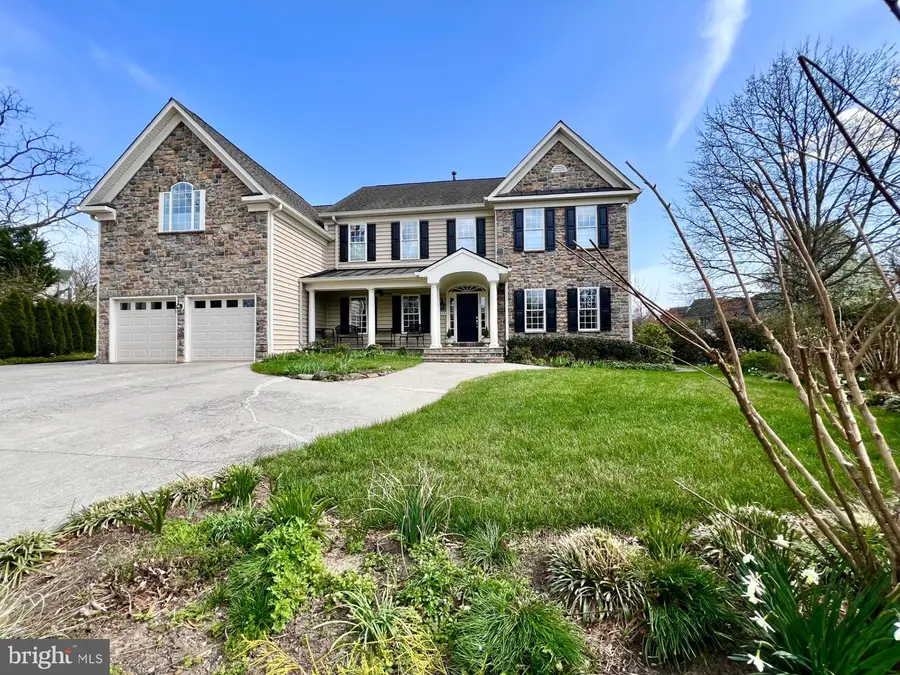 888 Ballou St, Herndon, VA 20170 - #2