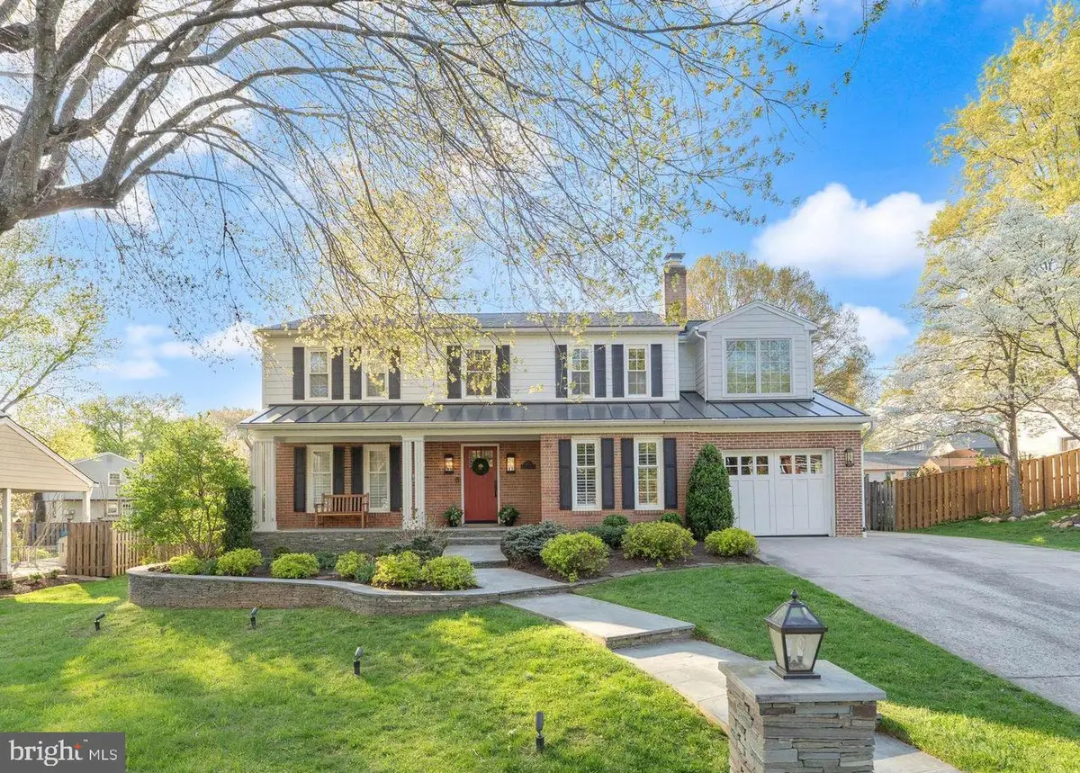 1854 Abbotsford Dr, Vienna, VA 22182 - #1