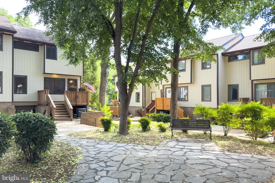 1696 Westwind Way #134, McLean, VA 22102 - #2