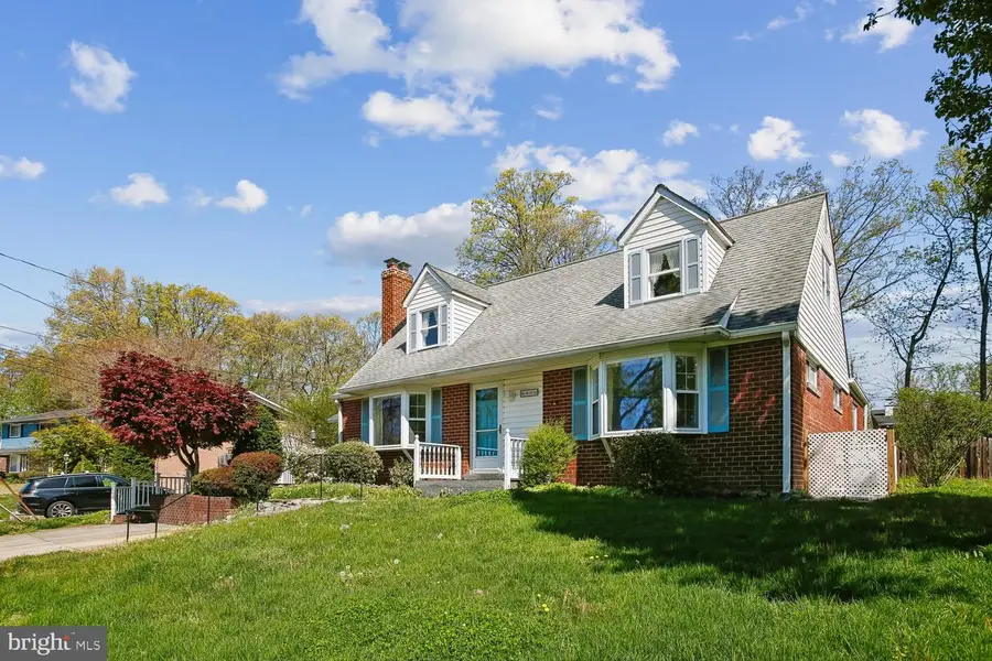 6809 Ontario St, Springfield, VA 22152 - #3