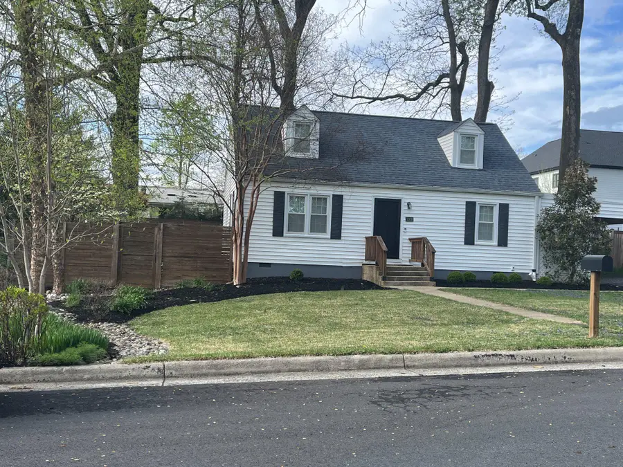 7308 Poplar Ct, Falls Church, VA 22042 - #2