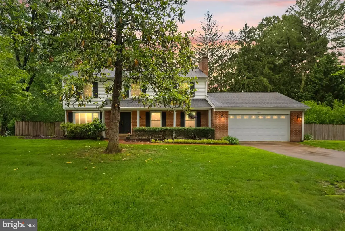 1516 Tuba Ct, Vienna, VA 22182 - #1