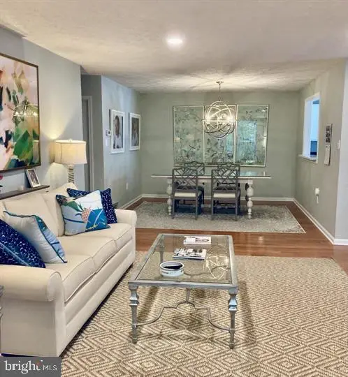 10087 Oakton Terrace Rd, Oakton, VA 22124 - #3