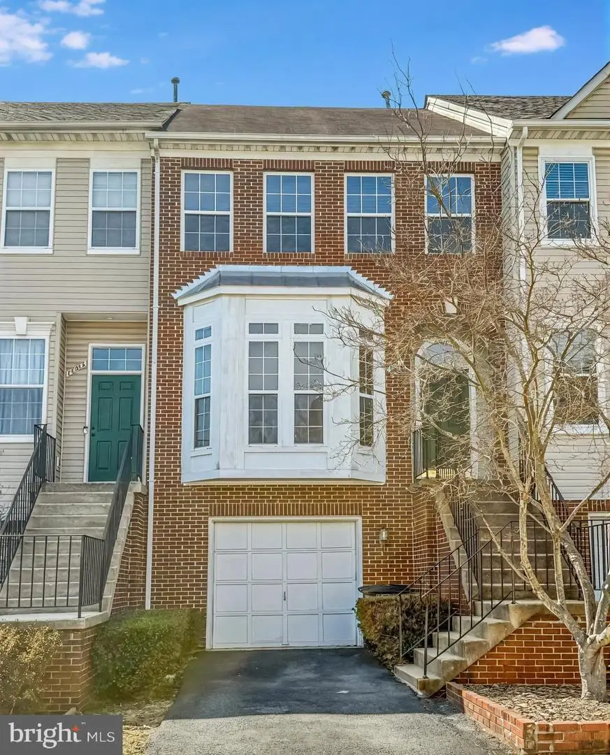 14647 Seasons Dr, Centreville, VA 20120 - #2