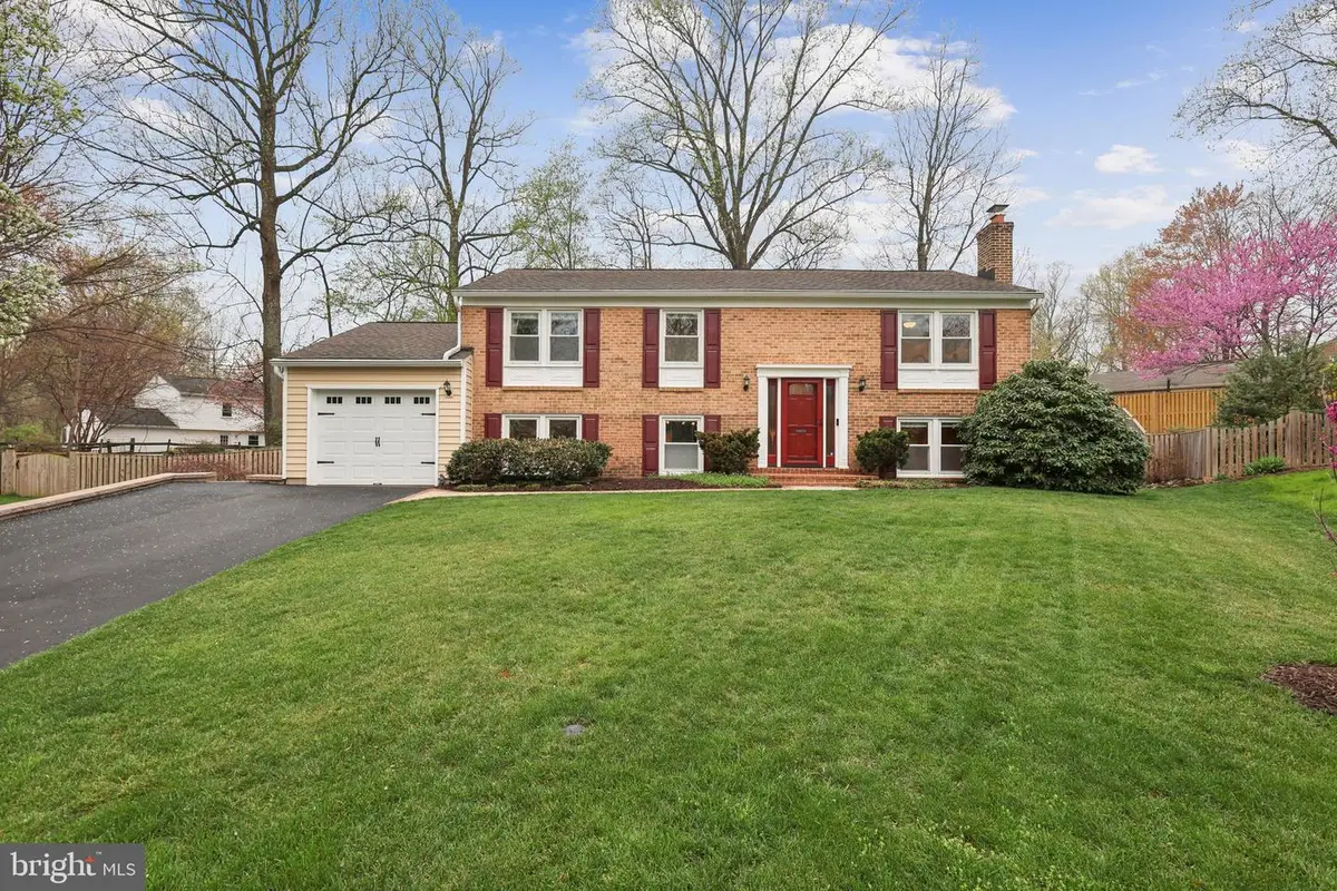 1550 Powells Tavern Pl, Herndon, VA 20170 - #1