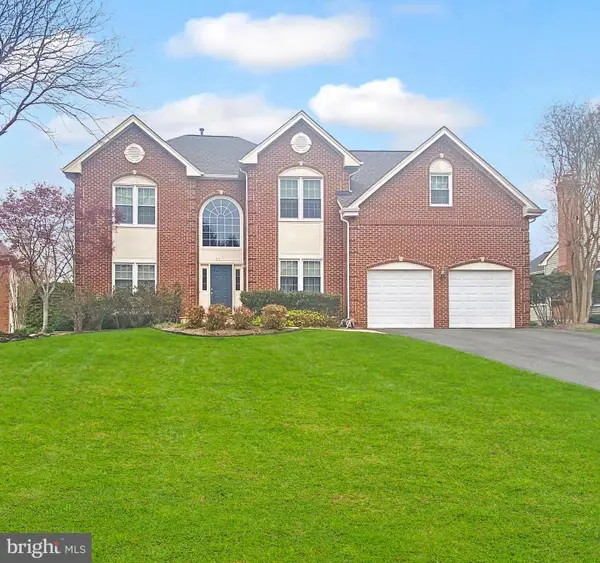 6109 Oakengate Way, CENTREVILLE, VA 20120