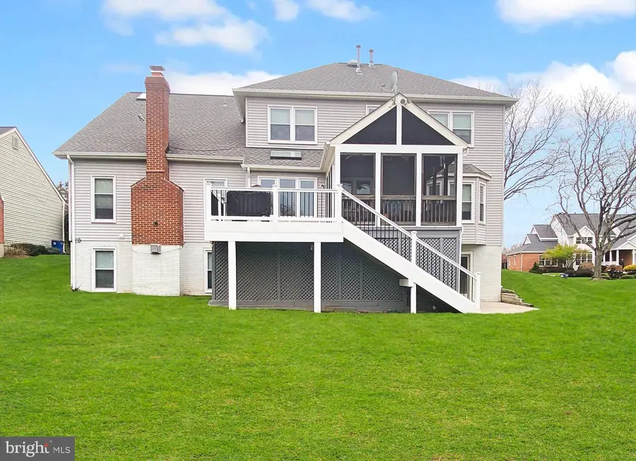 6109 Oakengate Way, Centreville, VA 20120 - #3