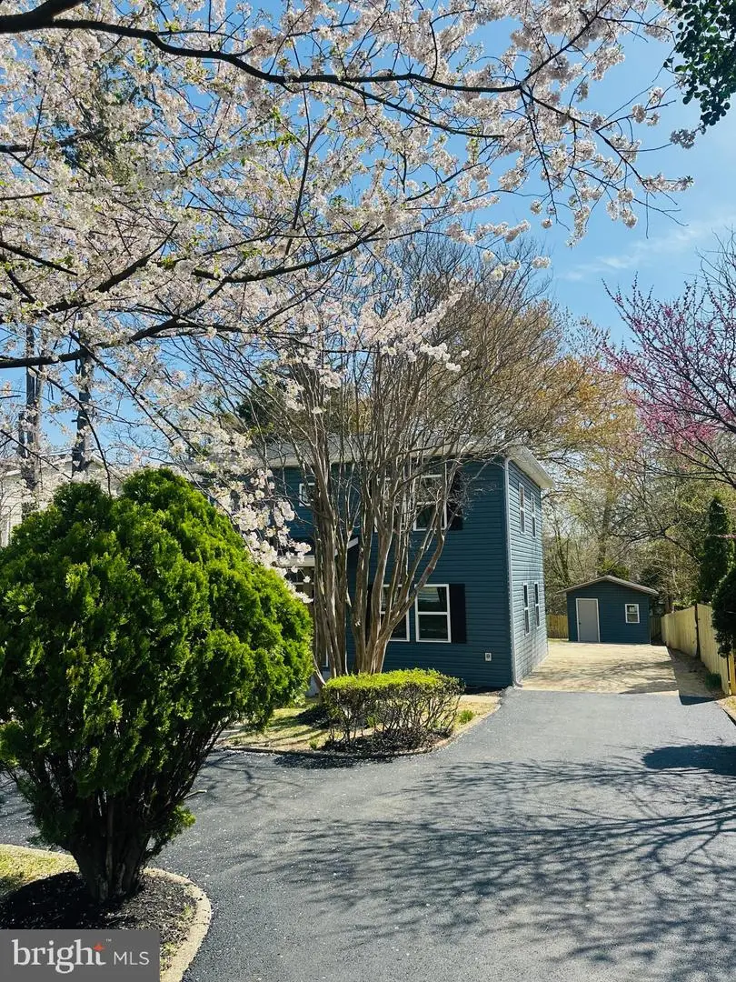 3141 Annandale Rd, Falls Church, VA 22042 - #2