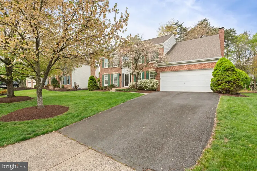 6474 Gristmill Square Ln, Centreville, VA 20120 - #3