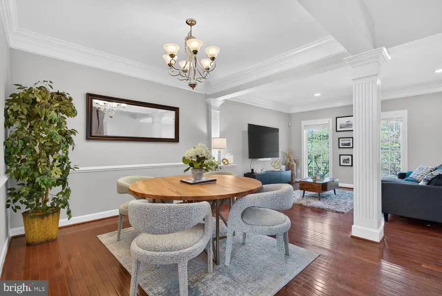 8057 Samuel Wallis St, Lorton, VA 22079 - #3