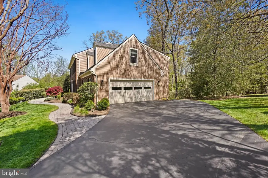 11638 Deer Forest Rd, Reston, VA 20194 - #2