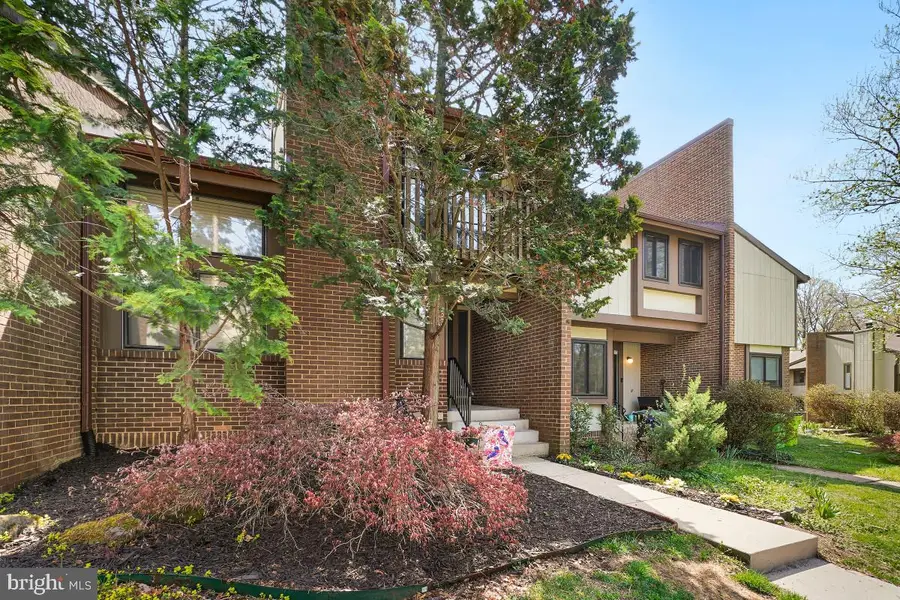 2005 Winged Foot Ct, Reston, VA 20191 - #2