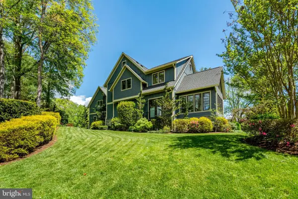 1712 Abbey Oak Dr, VIENNA, VA 22182