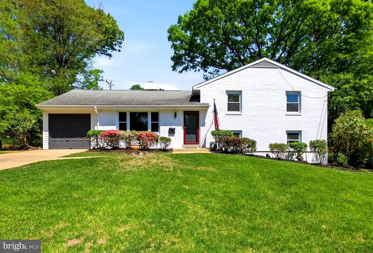 7708 Jansen Dr, Springfield, VA 22152 - #1