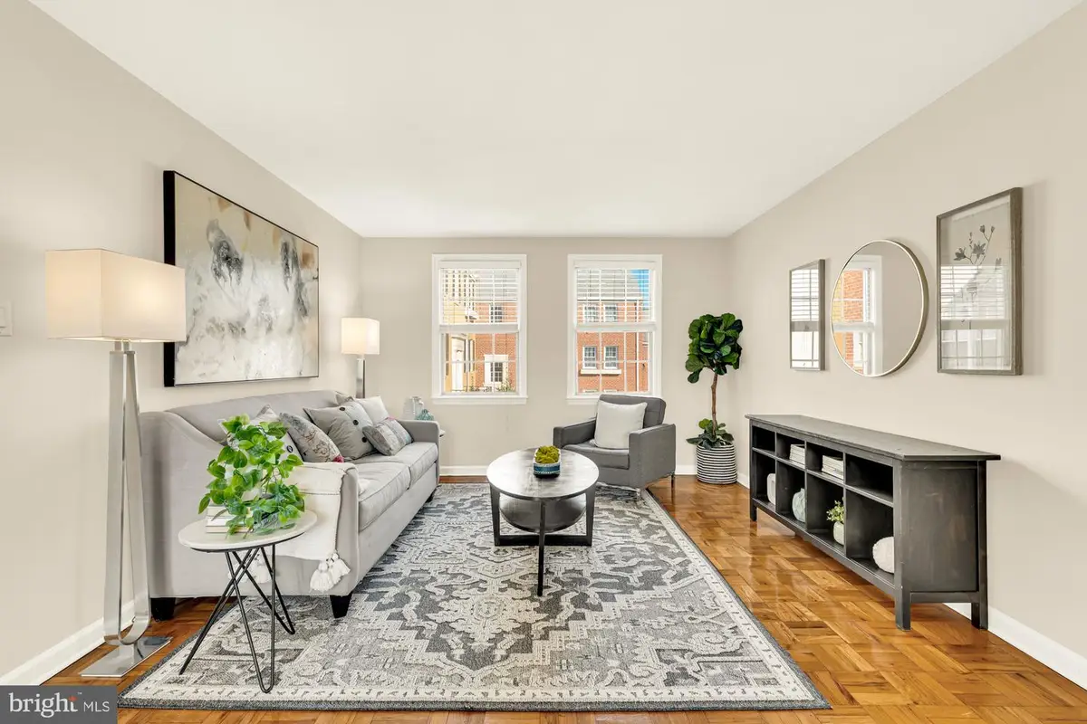 6715 W Wakefield Dr #b1, Alexandria, VA 22307 - #1