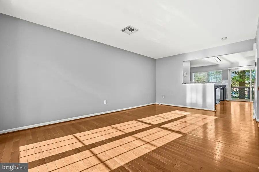 8547 Towne Manor Ct, Alexandria, VA 22309 - #2