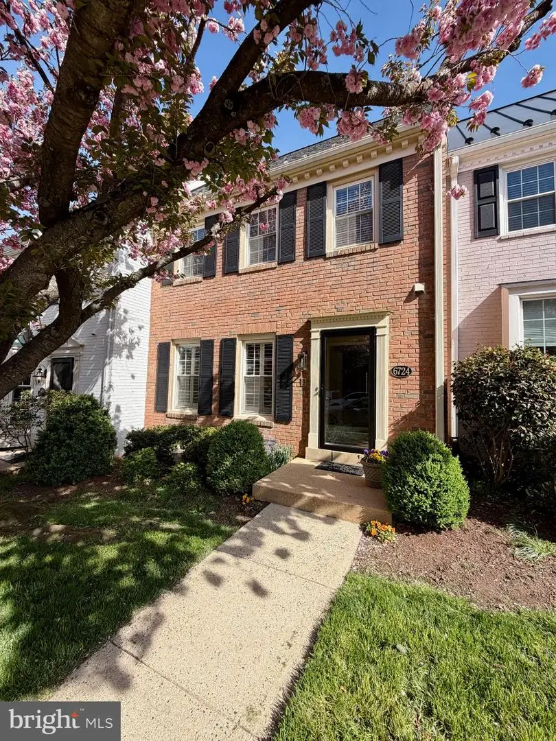 6724 Melrose Dr, McLean, VA 22101 - #2