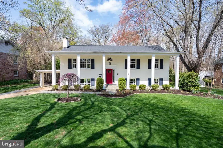 8907 Camden St, Alexandria, VA 22308 - #2