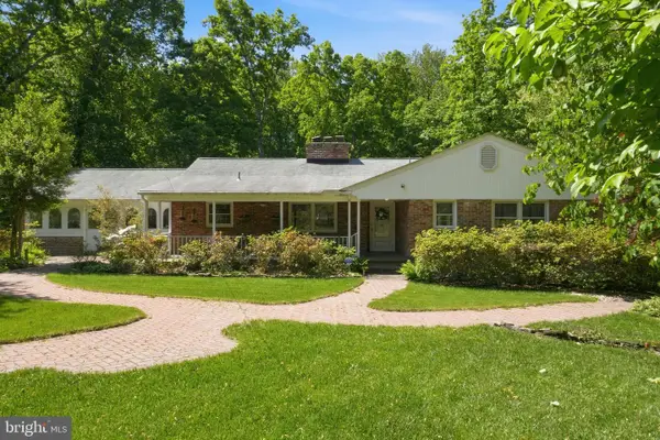 3917 Malcolm Ct, ANNANDALE, VA 22003