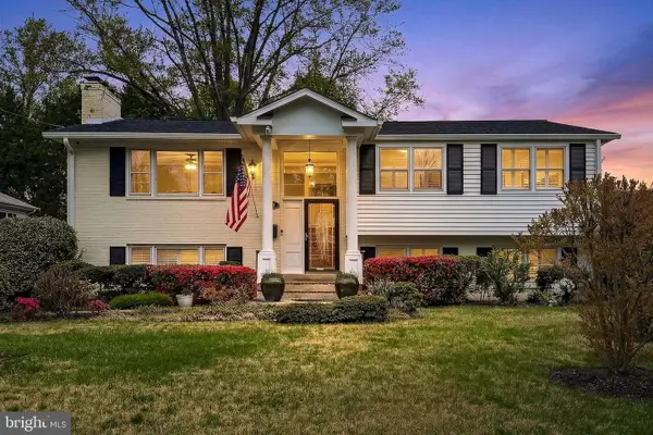 7052 Wardell St, ANNANDALE, VA 22003