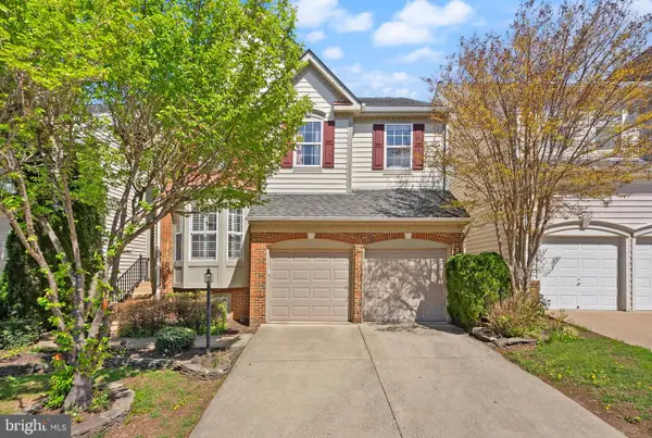 8929 Mayhew Ct, LORTON, VA 22079