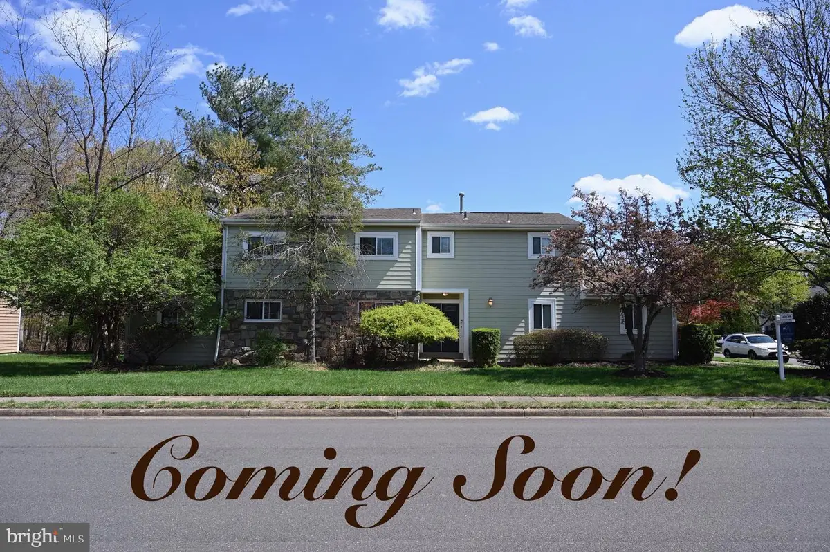 7956 Parsons Grove Ct, Dunn Loring, VA 22027 - #1