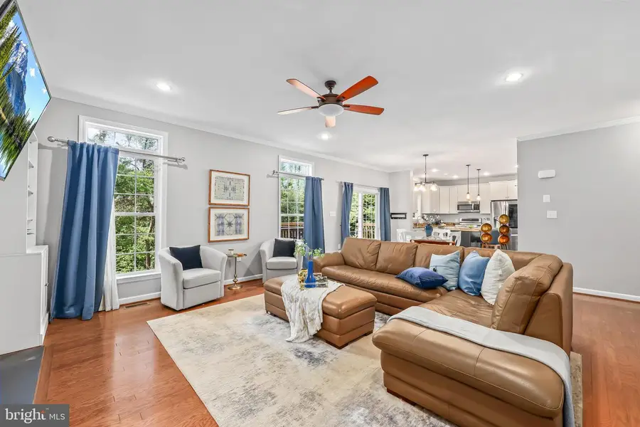 6614 Benson Dr, Alexandria, VA 22306 - #2