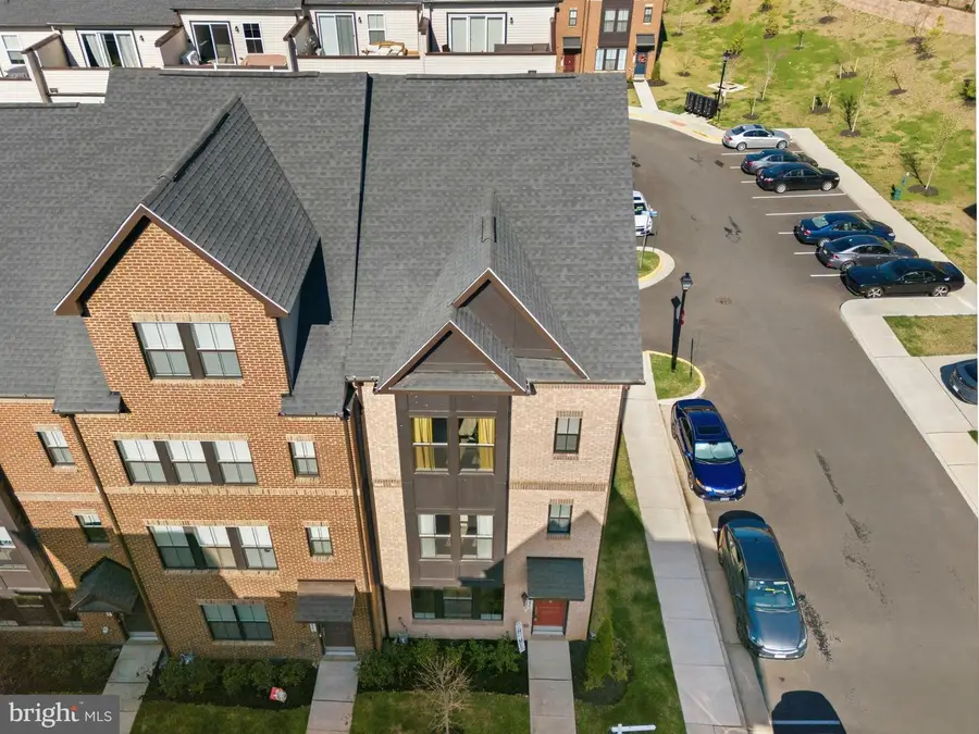 2843 Hokie Ln, Alexandria, VA 22306 - #2