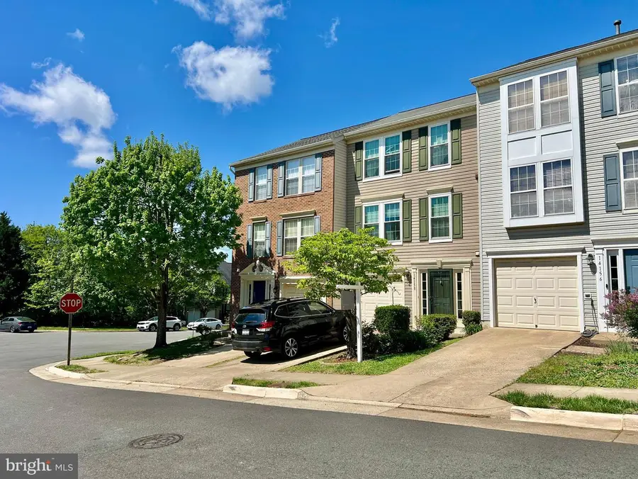 14158 Darkwood Cir, Centreville, VA 20121 - #3