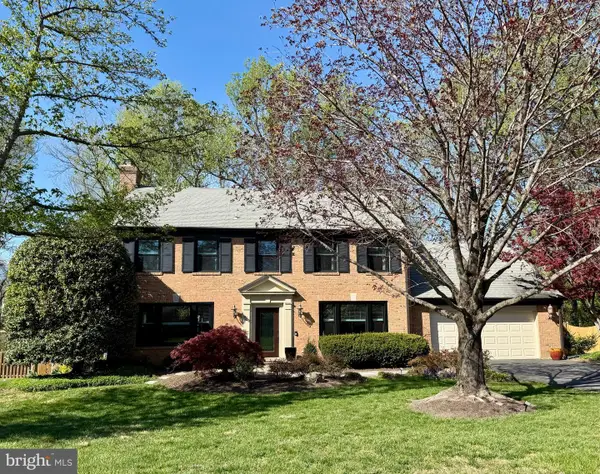 9708 Spring Ridge Ln, VIENNA, VA 22182