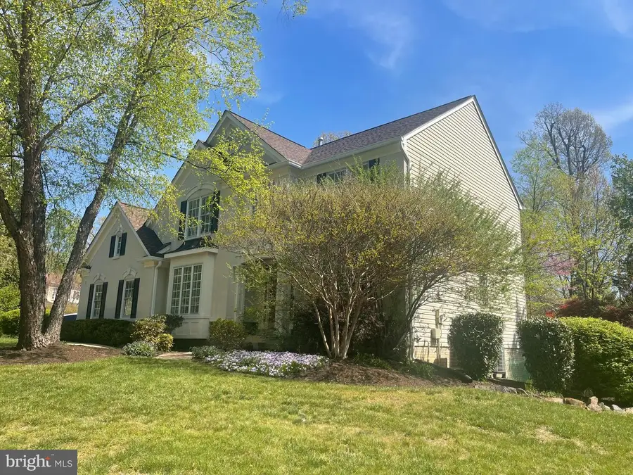 4755 Sun Orchard Dr, Chantilly, VA 20151 - #3