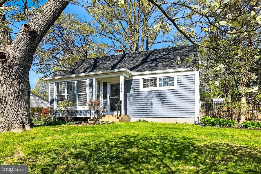 3142 Holloway Rd, Falls Church, VA 22042 - #2