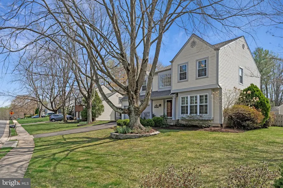 8933 Triple Ridge Rd, Fairfax Station, VA 22039 - #3