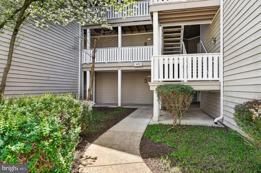 14313 Climbing Rose Way #306, Centreville, VA 20121 - #2