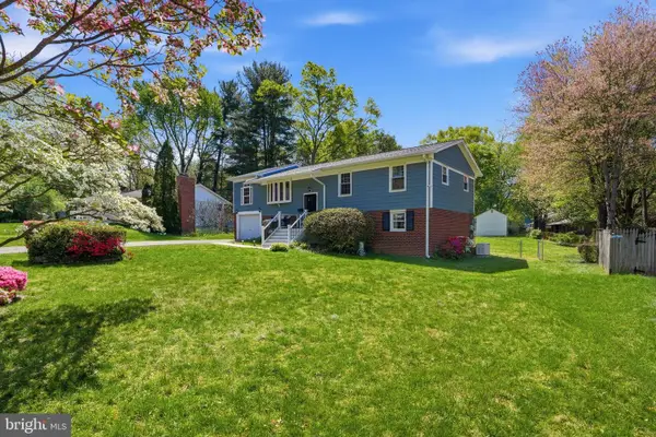 6917 Jenkins Ln, FALLS CHURCH, VA 22043