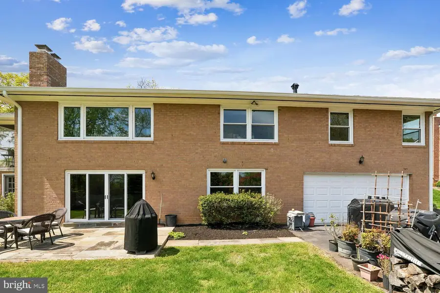 7407 Gatewood Ct, Alexandria, VA 22307 - #2