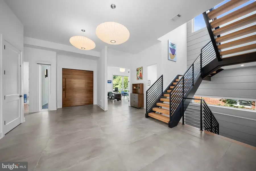 1459 Dewberry Ct, McLean, VA 22101 - #3