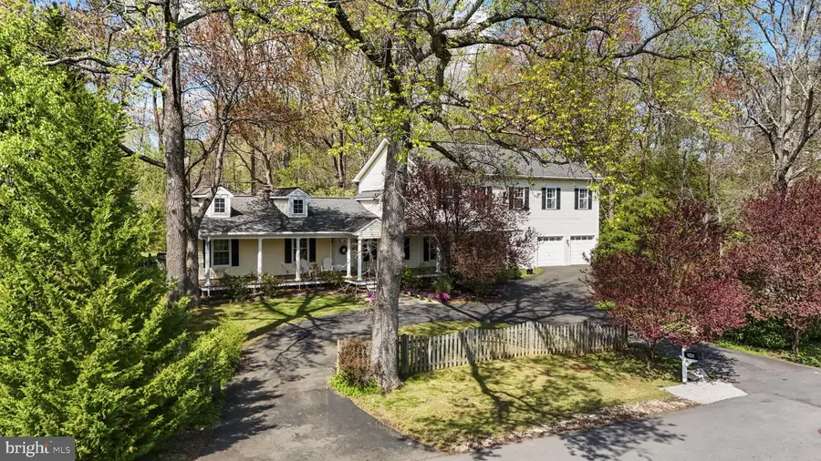 8220 Robey Ave, Annandale, VA 22003 - #2