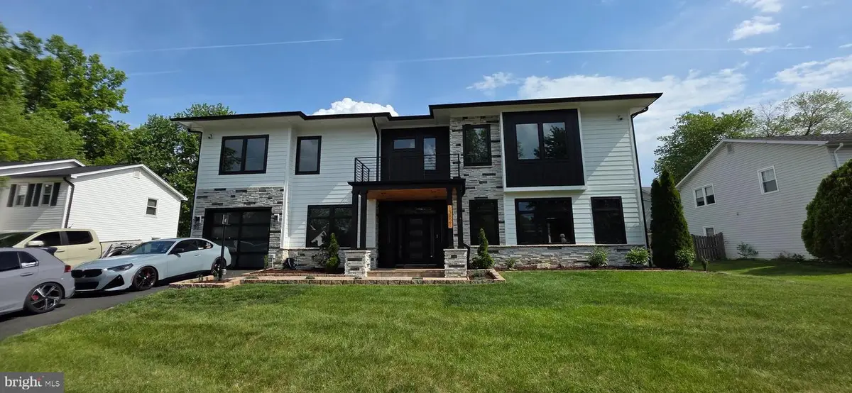 13821 Leighfield St, Chantilly, VA 20151 - #1