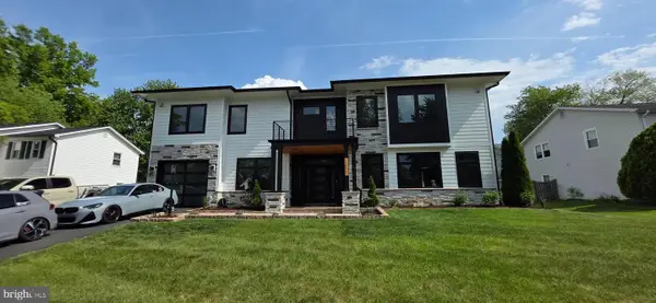 13821 Leighfield St, CHANTILLY, VA 20151