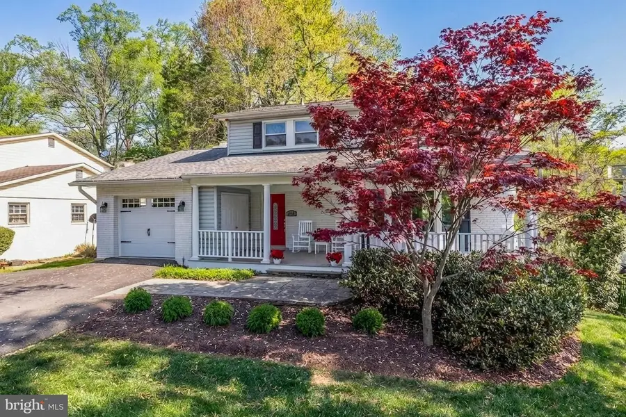 6330 Old Chesterbrook Rd, McLean, VA 22101 - #3