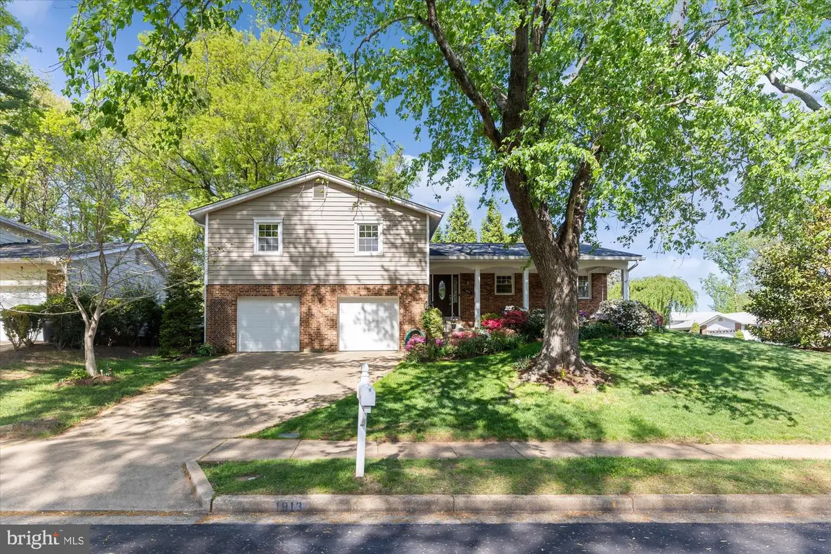 1913 Diplomat Ct, Falls Church, VA 22043 - #1