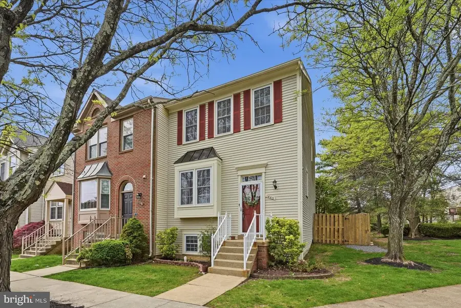 1443 Bluemont Ct, Herndon, VA 20170 - #2
