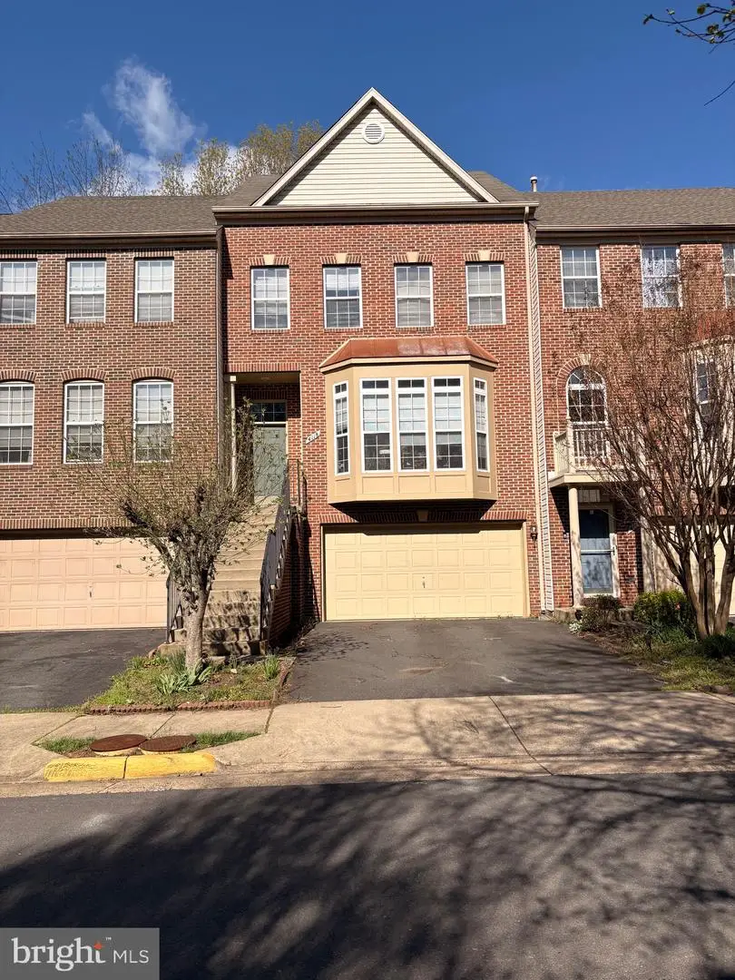 4118 Leclair Ct, Fairfax, VA 22033 - #1