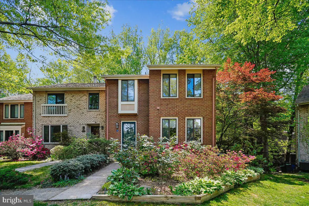 2024 Swans Neck Way, Reston, VA 20191 - #1