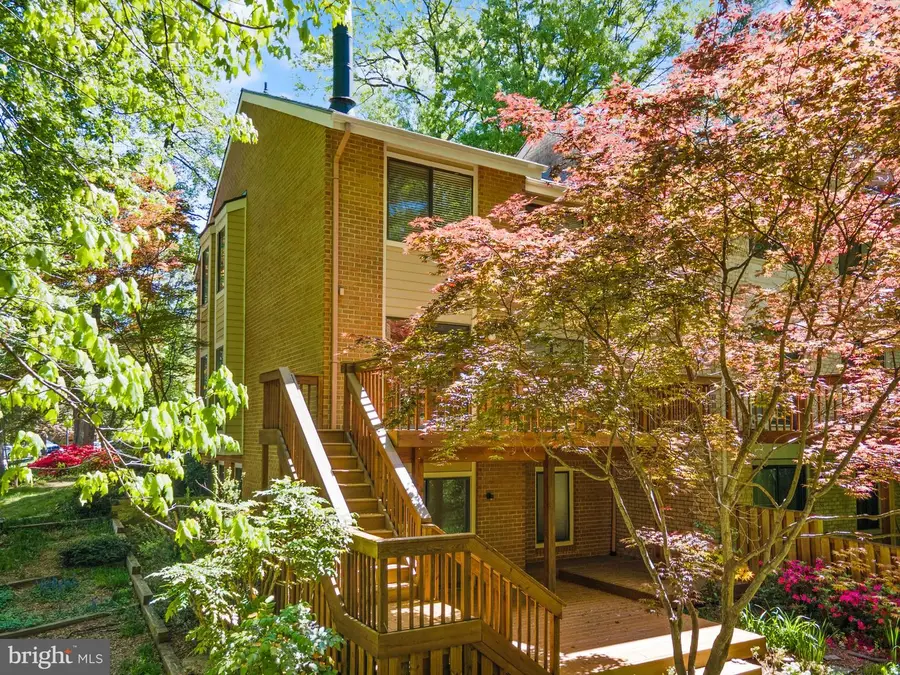 2024 Swans Neck Way, Reston, VA 20191 - #3